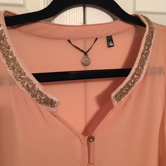 Buckle boutique peach-colored beaded top - Small - Picture 3 of 7